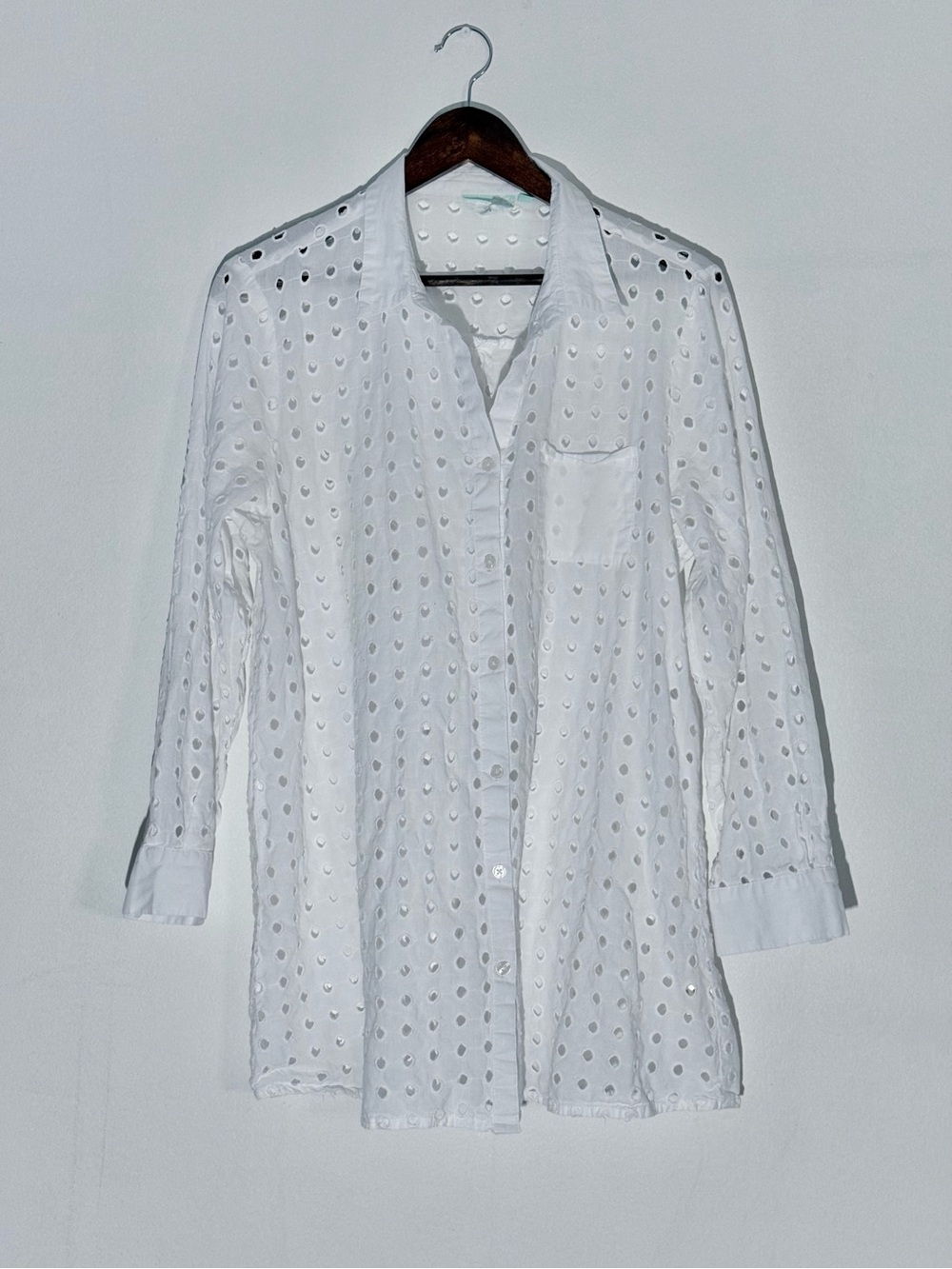 True Destination White Eyelet Button Front Cover Up Size Large